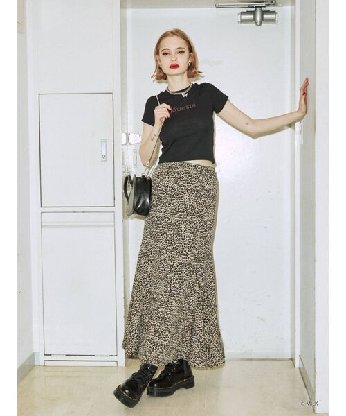 MILK（ミルク）の「MILK ラインストーンロゴTシャツ【コラボ】（Tシャツ/カットソー・レディース・ブラック/オフホワイト/ブルー/その他1・MEDIUM）」の20枚目の写真