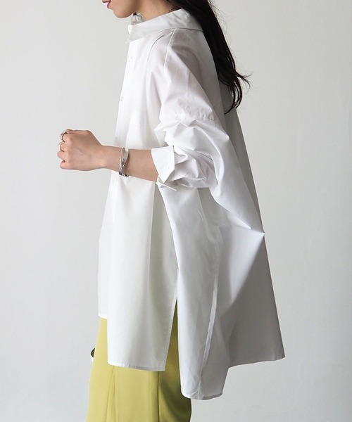 Riberry（リベリー）の「オーバーサイズスリットシャツ（シャツ/ブラウス・レディース・ブラック/ベージュ/オフホワイト・MEDIUM）」の13枚目の写真