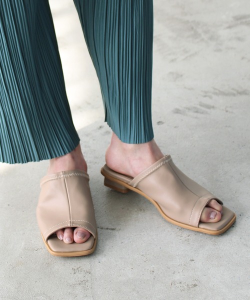 GeeRA（ジーラ）の「ストレッチミュールサンダル（2.5cm）（サンダル・レディース・ブラック/ブルー/サンドグレー/ライトベージュ・SMALL/MEDIUM/LARGE/X-LARGE）」の3枚目の写真