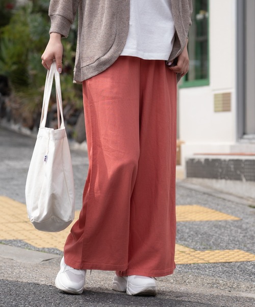 NAVY（ネイビー）の「ミントリネン ロングワイドパンツ（その他パンツ・レディース・ベージュ/カーキ/グリーン/オレンジ・M/L）」の17枚目の写真