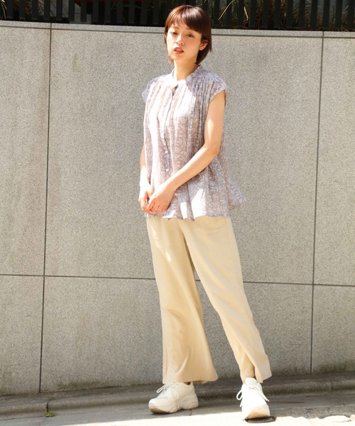 NAVY（ネイビー）の「ミントリネン ロングワイドパンツ（その他パンツ・レディース・ベージュ/カーキ/グリーン/オレンジ・M/L）」の20枚目の写真