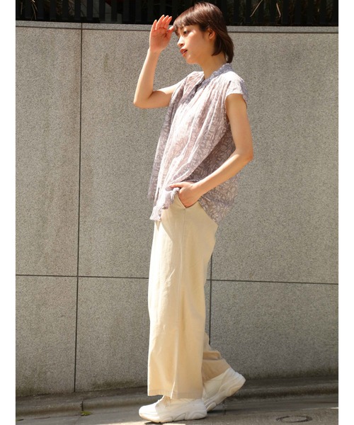 NAVY（ネイビー）の「ミントリネン ロングワイドパンツ（その他パンツ・レディース・ベージュ/カーキ/グリーン/オレンジ・M/L）」の21枚目の写真