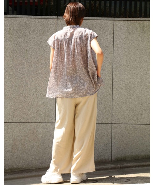 NAVY（ネイビー）の「ミントリネン ロングワイドパンツ（その他パンツ・レディース・ベージュ/カーキ/グリーン/オレンジ・M/L）」の22枚目の写真