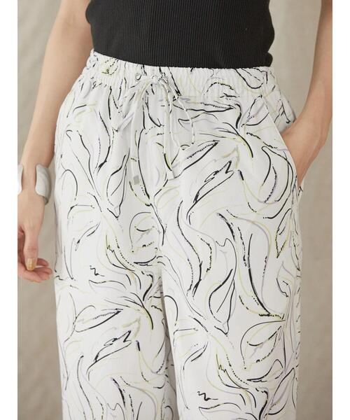 AMERICAN HOLIC（アメリカンホリック）の「ドロストとろみワイドパンツ（その他パンツ・レディース・ブラック/ネイビー/アイボリー/モカ/ドット・S/M/L）」の15枚目の写真