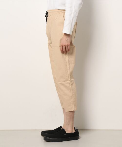 VIBGYOR(ヴィブジョー)の「【ACT -fascination select-】ワイドシルエットチノパンツ(SP)(チノパンツ・メンズ・アイボリー・MEDIUM/LARGE)」の2枚目の写真