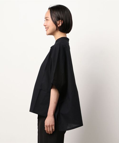 mizuiroind（ミズイロインド）の「mizuiro ind スタンドカラーワイドシャツ（シャツ/ブラウス・レディース・ネイビー/ブラック/ホワイト/ベージュ/チャコールグレー/ブルー/スモークピンク・FREE）」の8枚目の写真