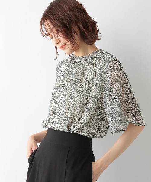 GLOBAL WORK（グローバルワーク）の「2WAY襟フリルブラウス半袖/274461