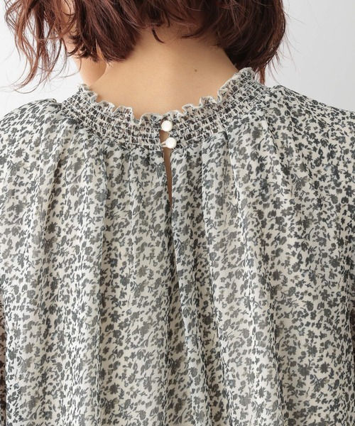 GLOBAL WORK（グローバルワーク）の「2WAY襟フリルブラウス半袖