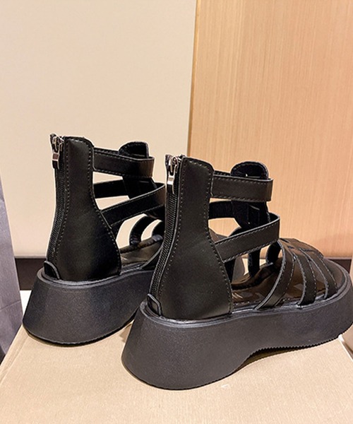 EPICKS(エピックス)の「韓国風厚底グルカサンダル(サンダル・レディース・ブラック/ホワイト・38/36)」の8枚目の写真