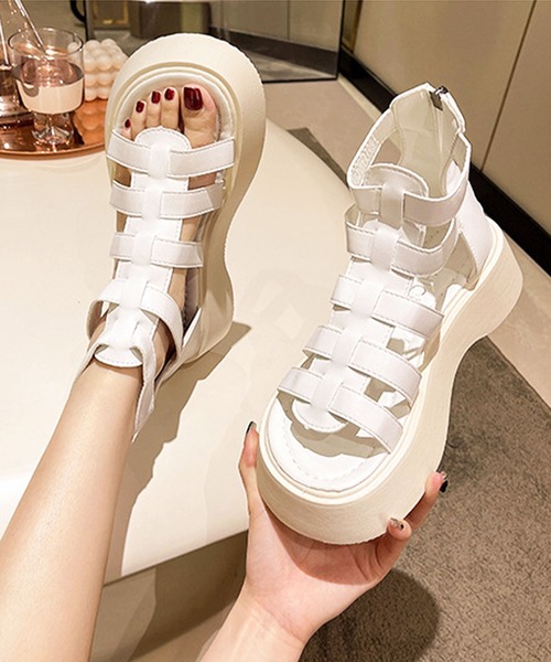 EPICKS(エピックス)の「韓国風厚底グルカサンダル(サンダル・レディース・ブラック/ホワイト・38/36)」の11枚目の写真