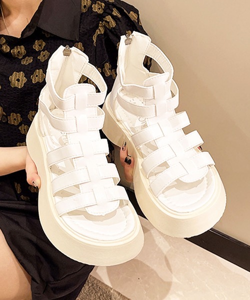 EPICKS(エピックス)の「韓国風厚底グルカサンダル(サンダル・レディース・ブラック/ホワイト・38/36)」の7枚目の写真