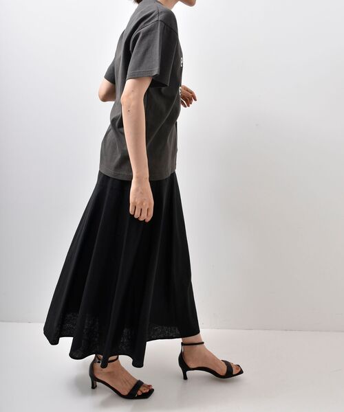 le.coeur blanc（ルクールブラン）の「レーヨン麻コーティングウォッシュセミフレアスカート（スカート・レディース・ピンク系その他/ブラック/ブルー・36/38）」の21枚目の写真