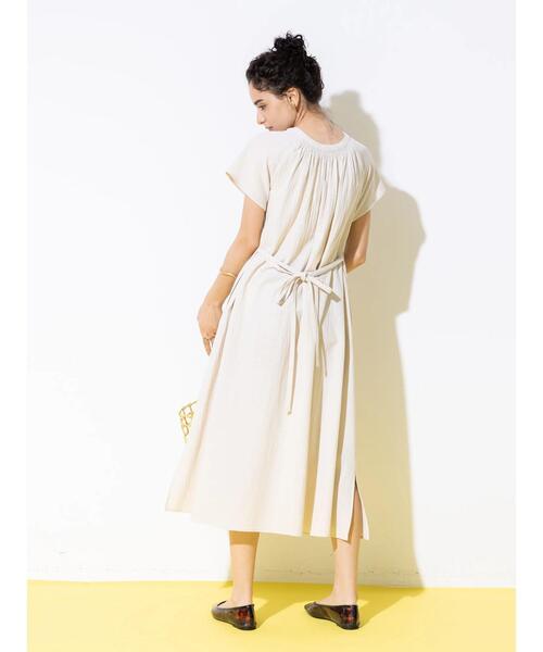 koe（コエ）の「キャップスリーブベルト付きワンピース＊（ワンピース・レディース・ブラック/オフホワイト/グリーン/テラコッタ・FREE）」の22枚目の写真