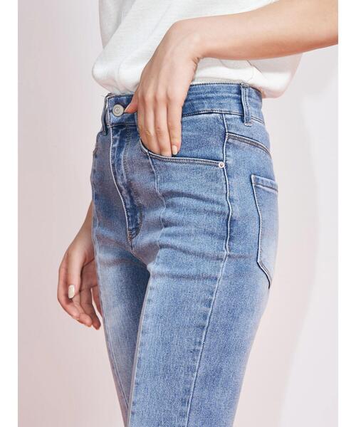koe(コエ)の「ハイウエストフレアデニムパンツ*(デニムパンツ・レディース・インディゴブルー/ブラック/ライトインディゴブルー・M/S)」の21枚目の写真
