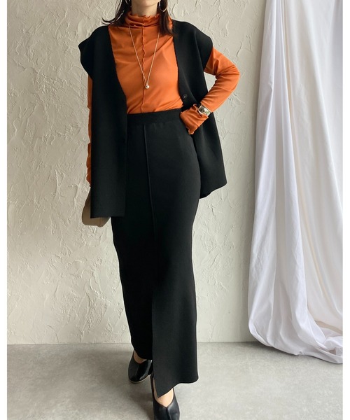 She's Closet(シーズクローゼット)の「ニットジレベスト&ストレートロングスカートセットアップ(セットアップ・レディース・ブラック/アイボリー・FREE)」の6枚目の写真