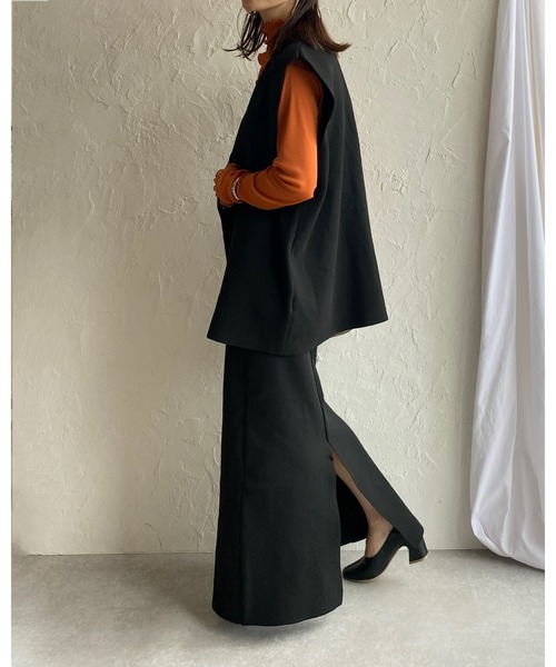 She's Closet(シーズクローゼット)の「ニットジレベスト&ストレートロングスカートセットアップ(セットアップ・レディース・ブラック/アイボリー・FREE)」の19枚目の写真