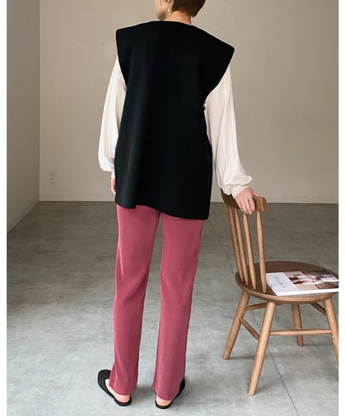 She's Closet(シーズクローゼット)の「ニットジレベスト&ストレートロングスカートセットアップ(セットアップ・レディース・ブラック/アイボリー・FREE)」の20枚目の写真