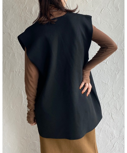 She's Closet(シーズクローゼット)の「ニットジレベスト&ストレートロングスカートセットアップ(セットアップ・レディース・ブラック/アイボリー・FREE)」の11枚目の写真