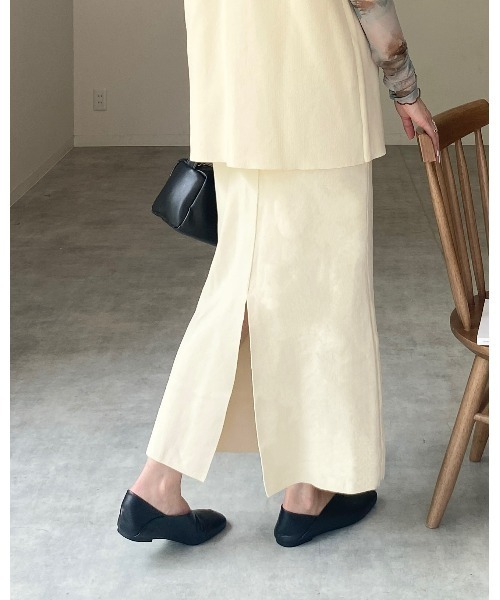 She's Closet(シーズクローゼット)の「ニットジレベスト&ストレートロングスカートセットアップ(セットアップ・レディース・ブラック/アイボリー・FREE)」の12枚目の写真