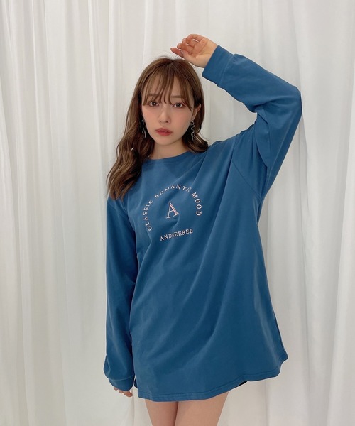 ANDGEEBEE（アンジービー）の「UNISEX アーチロゴロンT（Tシャツ/カットソー・レディース・ブルー/ブラック・X-LARGE）」の8枚目の写真