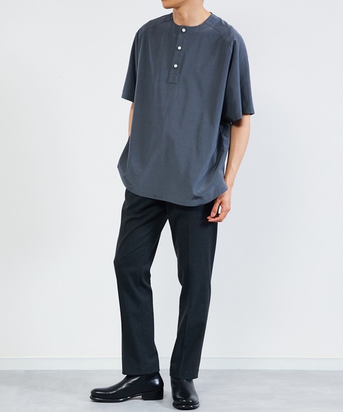 KIIT（キート）の「KIIT キート / PULLOVER HENLY NECK T-SHIRT プルオーバー ヘンリーネックプルオーバー半袖シャツ / KIO-T99-200（Tシャツ/カットソー・メンズ・レッド/アイボリー/チャコールグレー・1/2/3）」の8枚目の写真