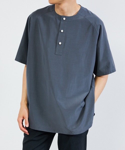 KIIT（キート）の「KIIT キート / PULLOVER HENLY NECK T-SHIRT プルオーバー ヘンリーネックプルオーバー半袖シャツ / KIO-T99-200（Tシャツ/カットソー・メンズ・レッド/アイボリー/チャコールグレー・1/2/3）」の19枚目の写真