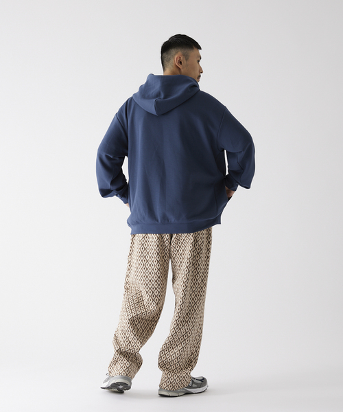 JOURNAL STANDARD relume（ジャーナルスタンダード　レリューム）の「TR ダンボール パーカー（パーカー・メンズ・ライトグレー/ブラウン系その他/コバルトブルー・MEDIUM/LARGE）」の7枚目の写真