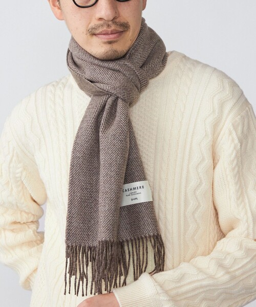 SHIPS（シップス）の「SHIPS: カシミヤ ダブルフェイス ジャカード ヘリンボーン マフラー（マフラー・メンズ・ネイビー/ブラウン/カーキ/ダークグレー・ONE SIZE）」の3枚目の写真