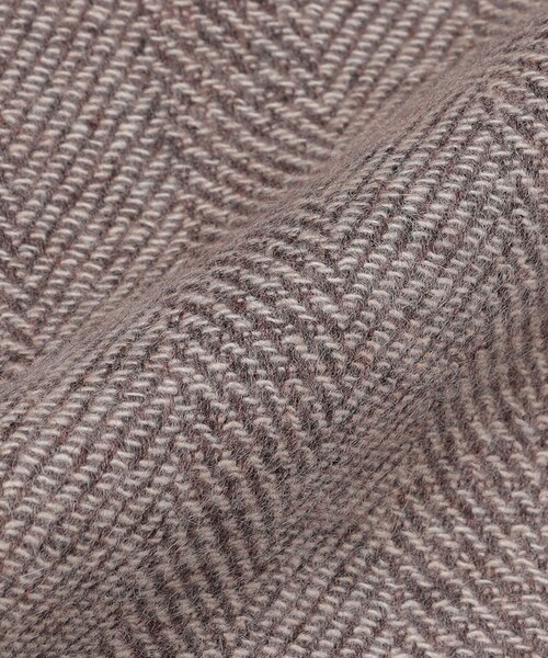 SHIPS（シップス）の「SHIPS: カシミヤ ダブルフェイス ジャカード ヘリンボーン マフラー（マフラー・メンズ・ネイビー/ブラウン/カーキ/ダークグレー・ONE SIZE）」の8枚目の写真