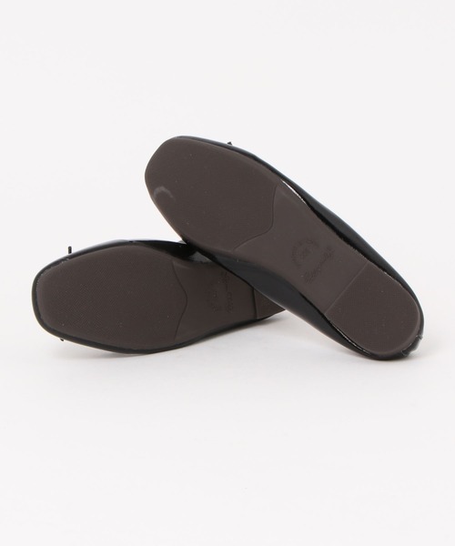 Isn't She?(イズントシー)の「エナメルバレエシューズ(バレエシューズ・レディース・ブラック/アイボリー/レッド・L/S/M)」の12枚目の写真