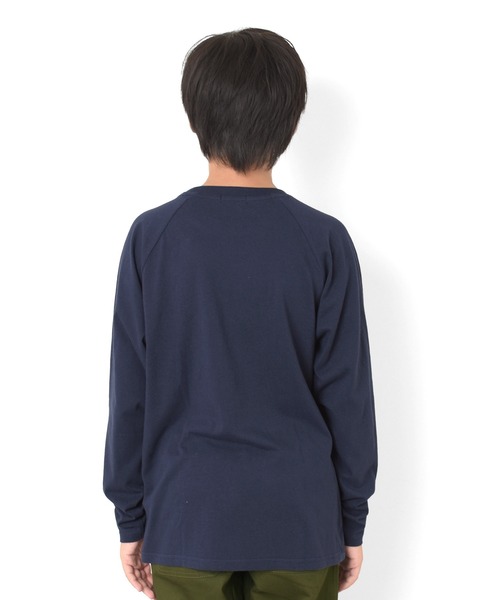 PEN FIELD(ペンフィールド)の「【Penfield】ジップポケットラグランTシャツ(Tシャツ/カットソー・キッズ・レッド/グリーン/ネイビー・140cm/150cm/160cm/170cm)」の5枚目の写真