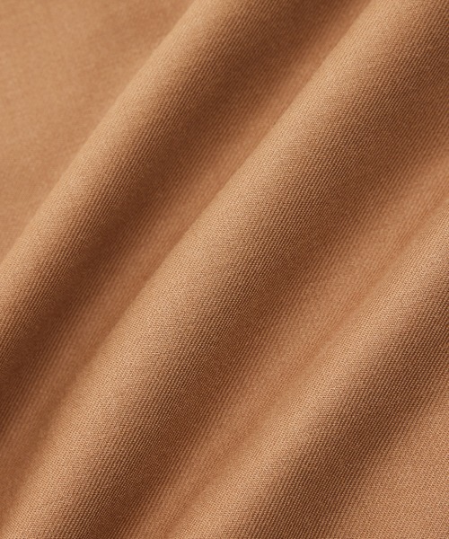 ADAM ET ROPE'（アダムエロペ）の「TWサキソニー オーバーサイズ コーチジャケット/イージーケア（ブルゾン・メンズ・キャメル/ネイビー・M/L）」の4枚目の写真