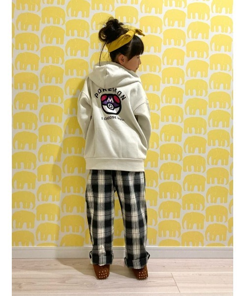 Right-on（ライトオン）の「【POKEMON】プリントパーカー（パーカー・キッズ・カーキブラウン/ブラウン/パープル/グレー/オフホワイト/オレンジ/ブラック・105/120/130/140）」の16枚目の写真