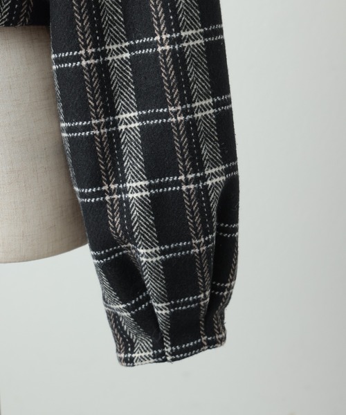 one after another NICE CLAUP（ワンアフターアナザーナイスクラップ）の「【セットアップで着れる】チェック柄ショートトップス（シャツ/ブラウス・レディース・ベージュ系/ブラック系/アイボリー系・FREE）」の17枚目の写真
