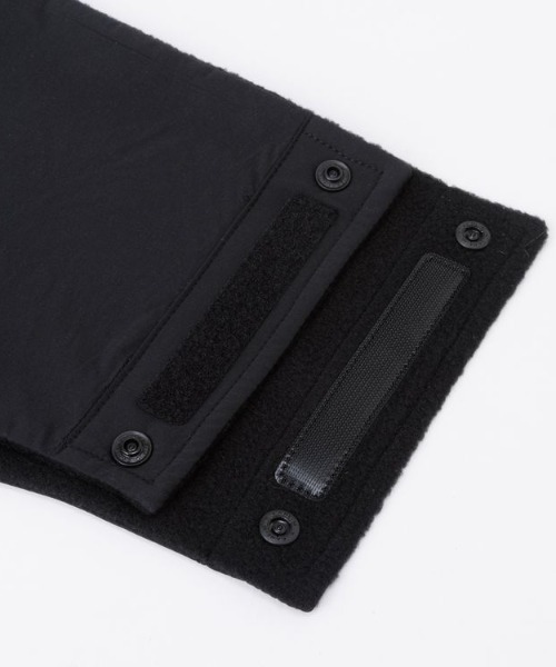 THE NORTH FACE(ザノースフェイス)の「【THE NORTH FACE】VERSA ACTV NECK G(ストール/ショール・メンズ・カーキ/ブラック・FREE)」の7枚目の写真