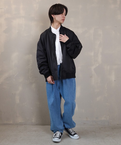 SPINNS（スピンズ）の「【ビックシルエット】ナイロン MA-1 ブルゾン（MA-1・メンズ・ブラック/グレー/カーキ・ONESIZE）」の17枚目の写真