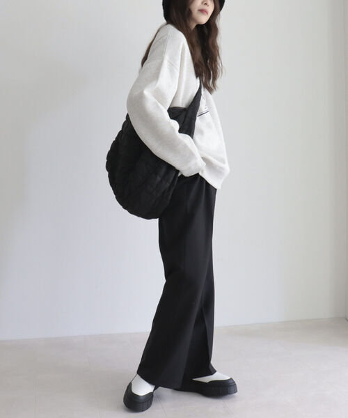 fredy emue（フレディエミュ）の「ストライプイージースラックスパンツ（その他パンツ・レディース・ブラック/チャコールグレー/ライトグレー・36/38）」の14枚目の写真