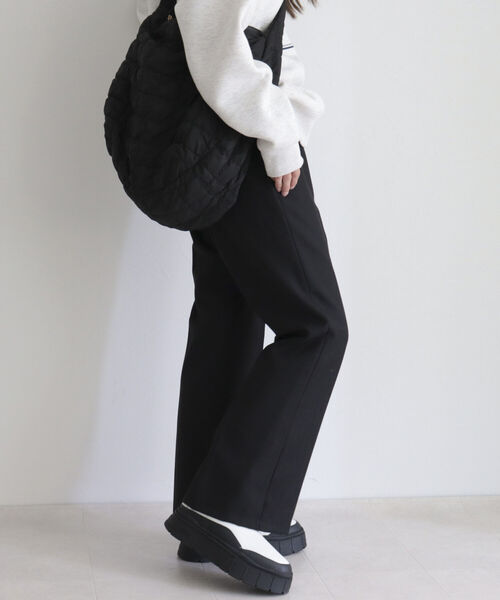 fredy emue（フレディエミュ）の「ストライプイージースラックスパンツ（その他パンツ・レディース・ブラック/チャコールグレー/ライトグレー・36/38）」の18枚目の写真