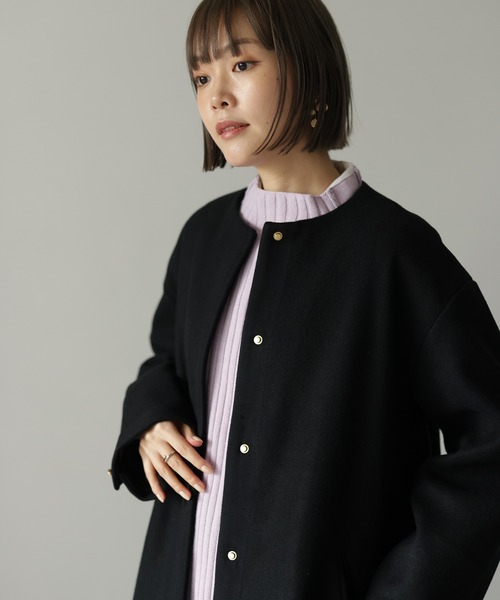 HERENCIA(ヘレンチア)の「ノーカラー バックグログラン ドルマンジャケットコート(ノーカラーコート・レディース・ブラック/グレイッシュベージュ/ピンク・MEDIUM)」の2枚目の写真