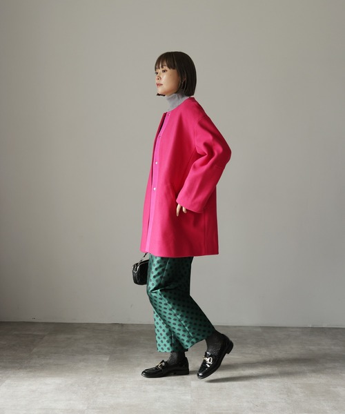 HERENCIA(ヘレンチア)の「ノーカラー バックグログラン ドルマンジャケットコート(ノーカラーコート・レディース・ブラック/グレイッシュベージュ/ピンク・MEDIUM)」の21枚目の写真