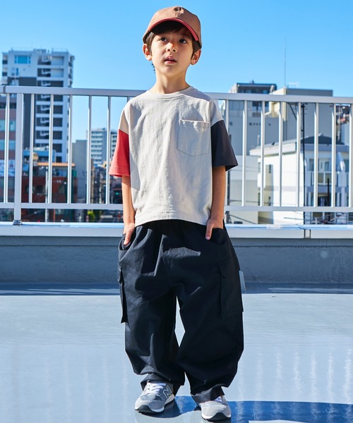 PAIRMANON STREET（ペアマノンストリート）の「【PAIRMANON STREET】【プレミアムコットン100】選べる2タイプポケット付き半袖Tシャツ（Tシャツ/カットソー・キッズ・グリーン/レッド/ブラック/パープル/ブラックミックス/ブルー系その他2/ブルー系その他/ベージュ系その他/ライトブルー/ホワイト/ホワイト系その他/オレンジ・120/140/130/150/100/110/90）」の22枚目の写真