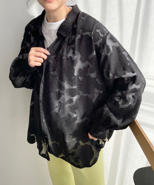 LOWRYS FARM（ローリーズファーム）の「ジャガードレースシャツロングスリーブ　185112（シャツ/ブラウス・レディース・グリーン/ホワイト/ブラック・FREE）」の3枚目の写真