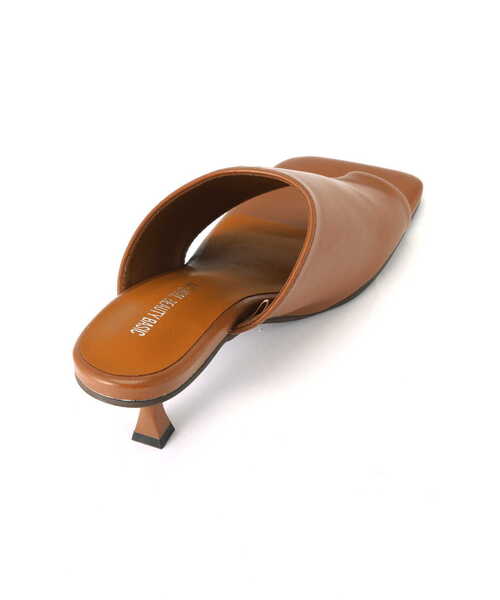 NATURAL BEAUTY BASIC（ナチュラルビューティーベーシック）の「◇【Oggi・VERY掲載】ワイドスクエアサムミュール（サンダル・レディース・ブラック/オフホワイト/キャメル・LARGE/MEDIUM）」の12枚目の写真