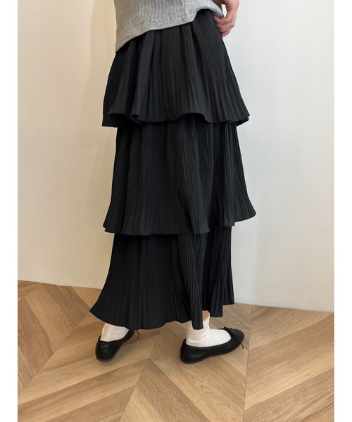 WC(ダブル シー)の「プリーツティアードロングスカート(スカート・レディース・ブラック/ホワイト・FREE)」の10枚目の写真