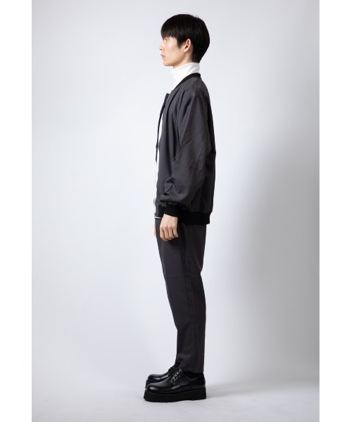 Beno（ビーノ）の「ストレッチTR ルーズシルエット F/Z ベーシック ブルゾン（ブルゾン・メンズ・ブルーグレー/ブラック/チャコールグレー・M/L）」の17枚目の写真