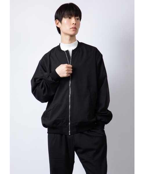 Beno（ビーノ）の「ストレッチTR ルーズシルエット F/Z ベーシック ブルゾン（ブルゾン・メンズ・ブルーグレー/ブラック/チャコールグレー・M/L）」の12枚目の写真