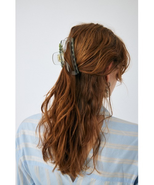 MOUSSY（マウジー）の「LETTERED HAIR CLAW（バレッタ/ヘアクリップ・レディース・クリア/ライトグリーン・FREE）」の11枚目の写真