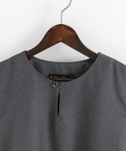 Audience(オーディエンス)の「日本製 接触冷感 リネンライク キーネックプルオーバーミリタリーベスト AUD7179(ベスト・メンズ・ブラック/チャコール・L/M)」の10枚目の写真