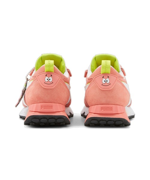 PUMA(プーマ)の「PUMA プーマ キッズ PUMA x スポンジ・ボブ ライダー FV スニーカー 22-25cm(スニーカー・キッズ・ピンク・22.0cm/24.5cm/25.0cm/23.0cm/24.0cm/22.5cm/23.5cm)」の5枚目の写真