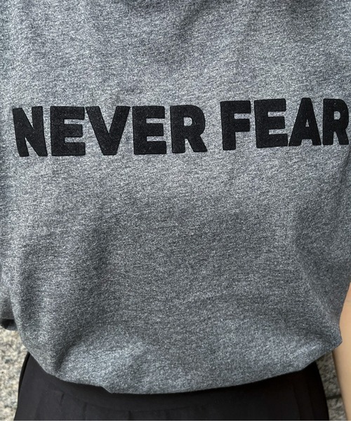 feepur（フェピュール）の「フロッキーロゴアソートシンプルTee（Tシャツ/カットソー・レディース・ネイビー/オートミール/オフホワイト/チャコールグレー・MEDIUM）」の18枚目の写真